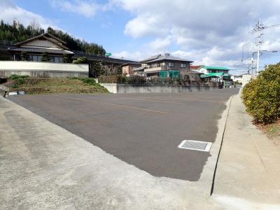 日伸テクノ社屋横駐車場整備工事の写真