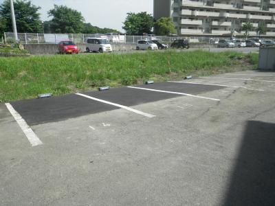 大分県森林組合連合会駐車場舗装補修工事の記録写真1