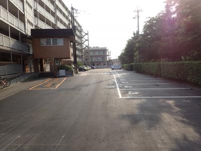 三和コーポ22棟駐車場舗装工事の記録写真1