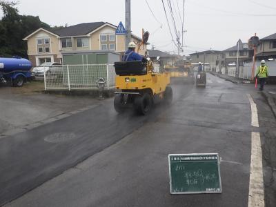 市道加納滝尾中学校歩道改築工事に伴う配水管布設工事の記録写真3
