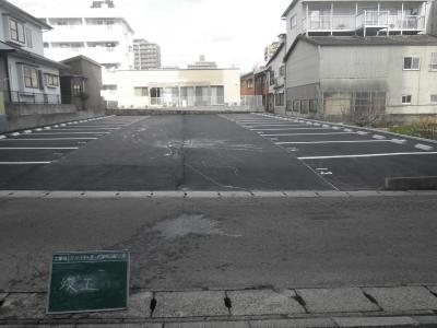 グリーンヒル幸町第二駐車場舗装工事の写真